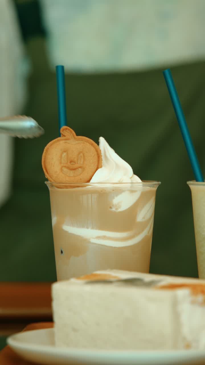 Ice cream latte and fruit sando